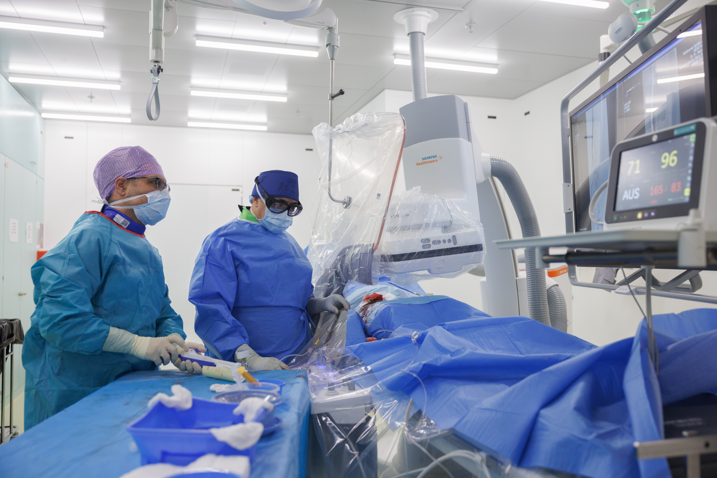 Foto aus dem OP wo eine Operation stattfindet.
